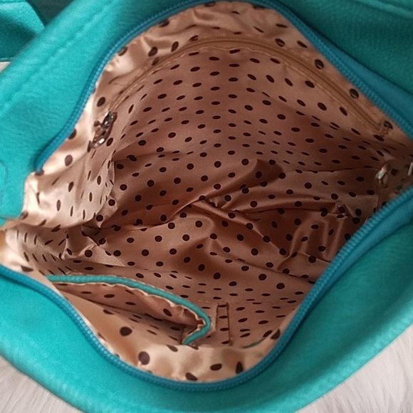 BRILLIANT TURQUOISE RHINESTONE CROSSBODY SLING - Picture 7 of 7